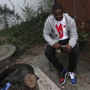 Meet your Posher, Devin